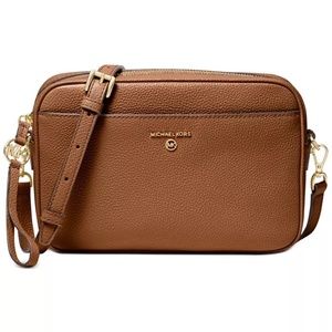 Michael Kors, Jet Set Charm East West Leather Camera Crossbody